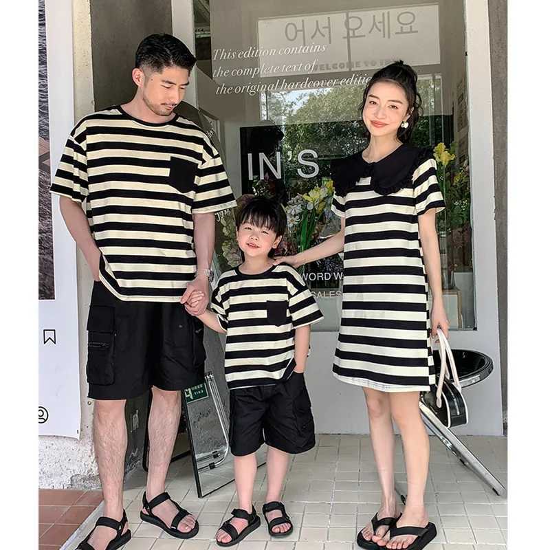 Dad Mom and Child Match Clothes for Whole Home Decoration Mom and Daughter Striped Dresses Father Son Equal T-shirt Set S2548