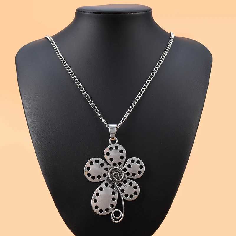 1 x Xizang Silver Large Spiral Design Five Petal Flower Pendant Necklace Long Chain Lagenlook 34 Y250408