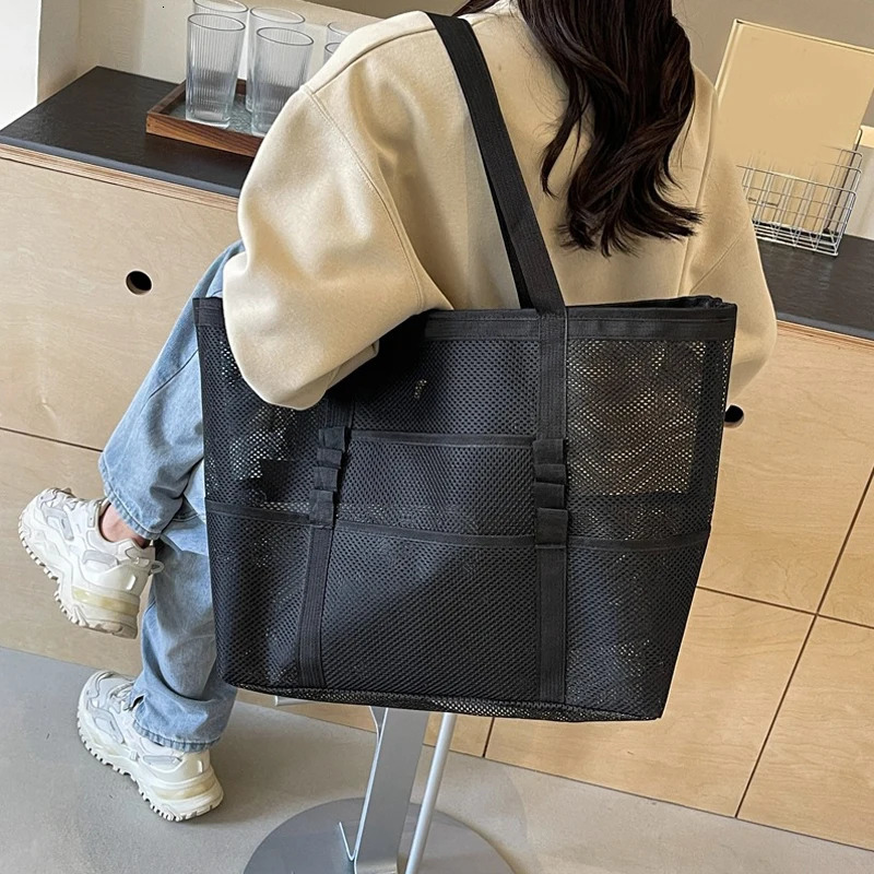 Hollow large capacity makeup storage bag womens multifunctional mesh shoulder travel transparent beach 250408