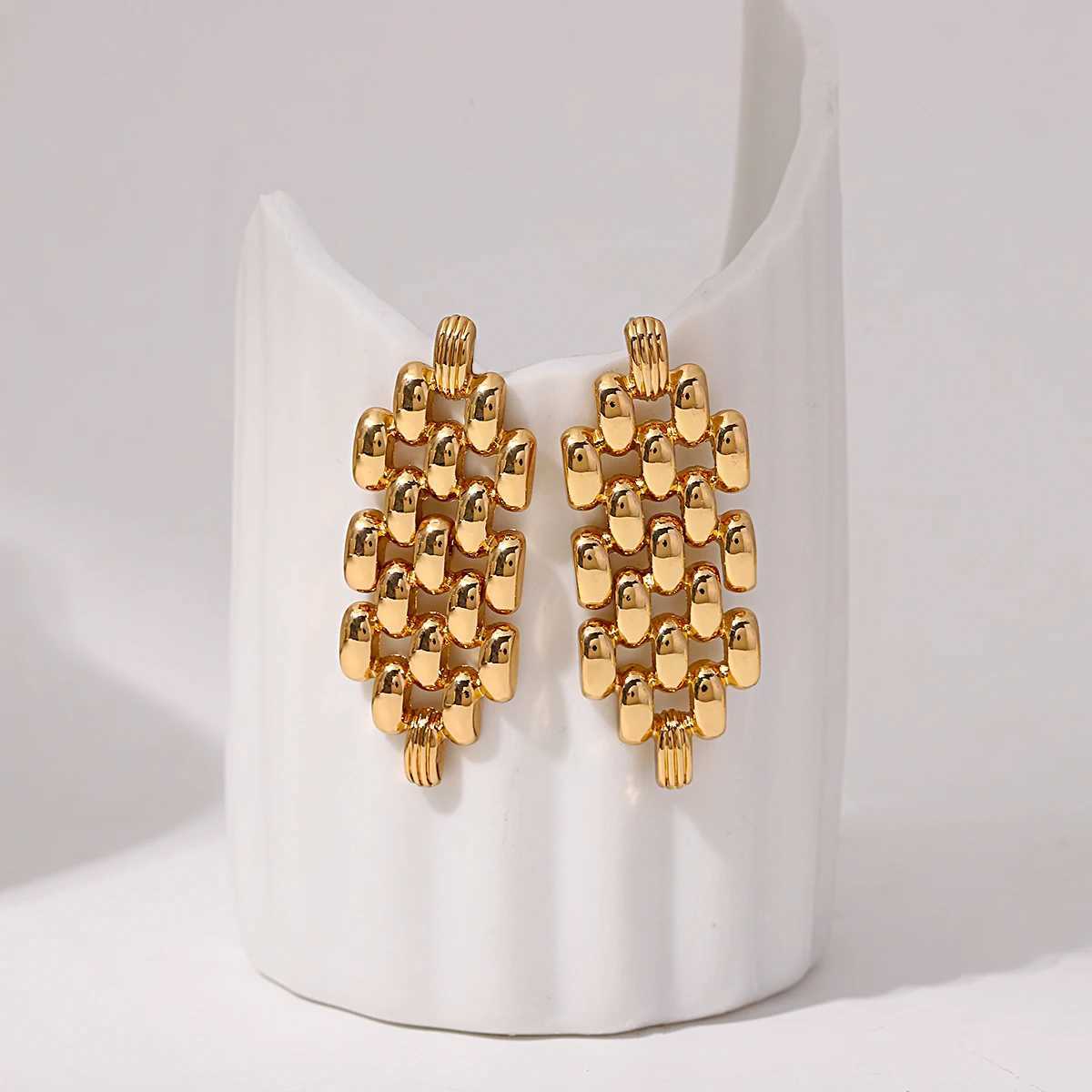 AENSOA 2022 New Exaggerated Simple Hollow Geometric Metal Earrings Womens Creative Unique Design Drop Earrings Punk Jewelry Z250408