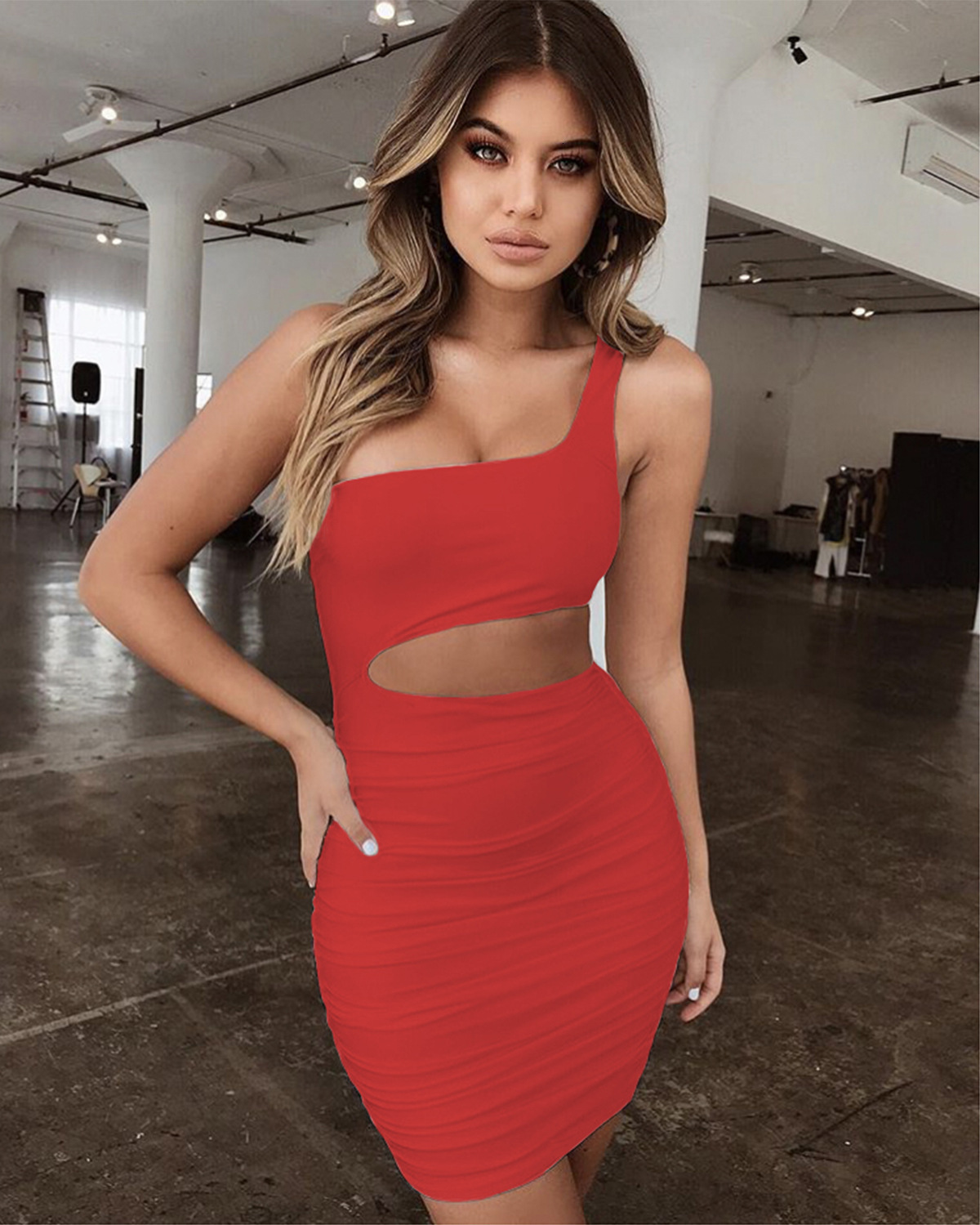 2025 Summer New Womens Single Shoulder Chest Wrapping Sexy Nightclub Hip Wrapping Dress
