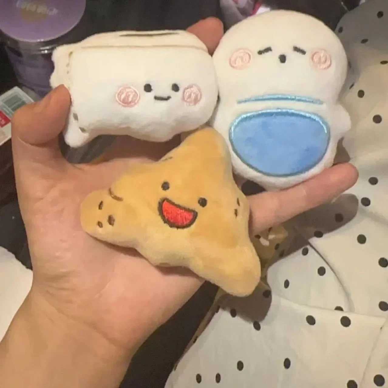 Interesting Plush Keychain Toilet Series Filled Keychain Creative Design Small Plush Doll Bag Pendant Keychain Friend Gift KeyXJ250409