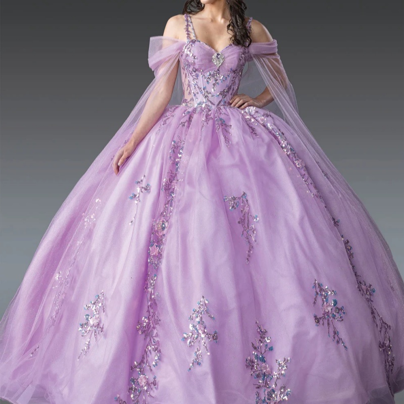 Lilac Shiny Princess Quinceanera Dresses Off Shoulder Beads Sequin Applique Tull With Cape Sweet 16 Dress Ball Gown Vestidos 15 De Anos