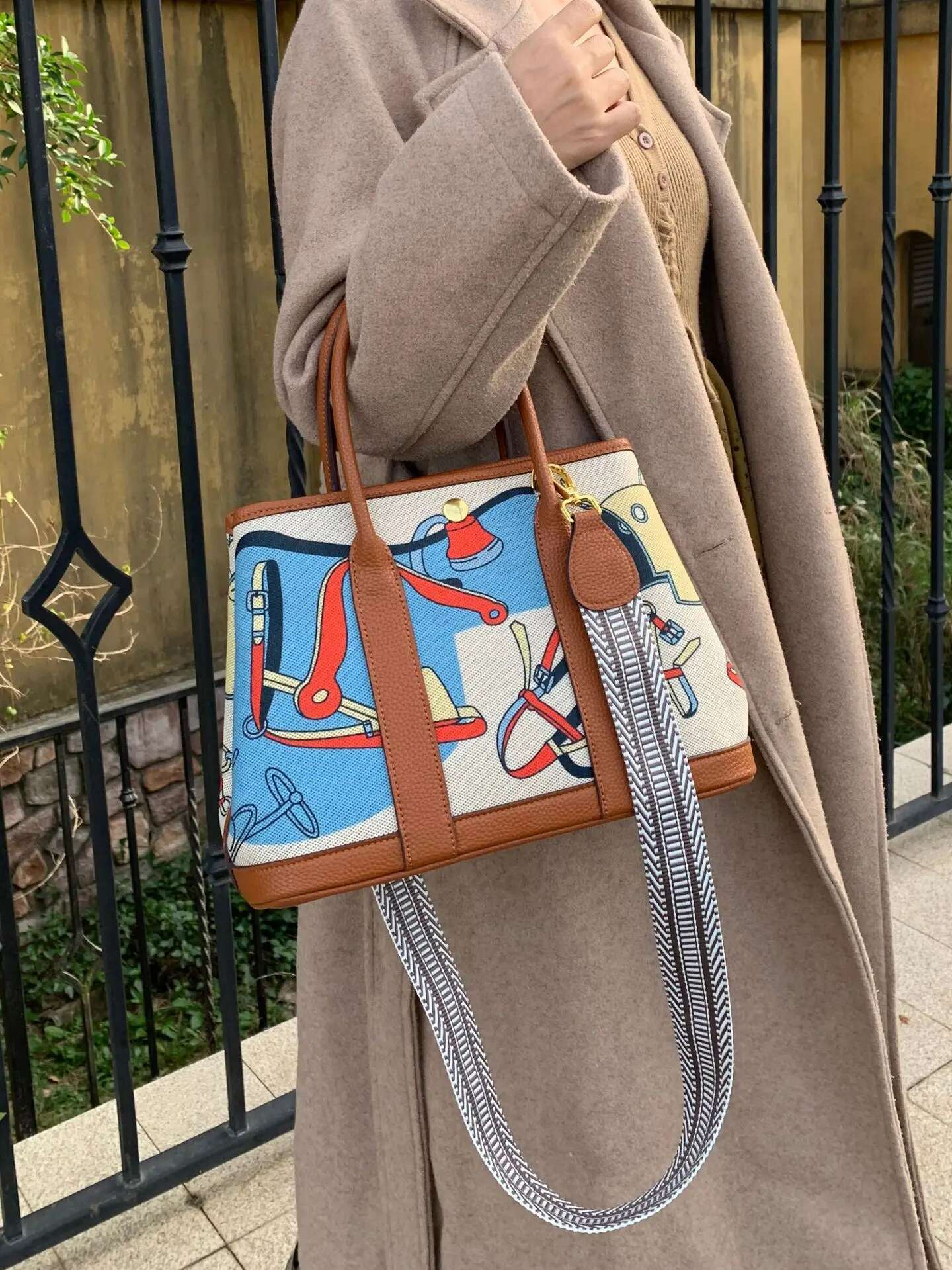 Canvas Fashion Handbag For Women Large Capacity Wide Shoulder Belt Crossbody Bags Female Casual All-Match Shopping Tote Bag