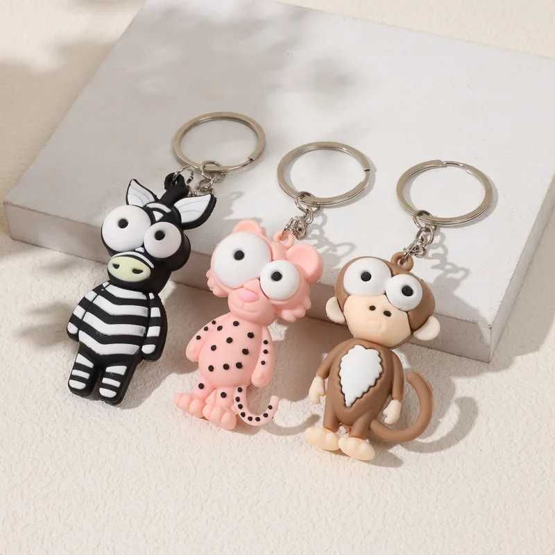 Cartoon animal keychain resin doll couple keychain mens and womens jewelry bag pendant childrens glass keychain wholesaleXJ250409