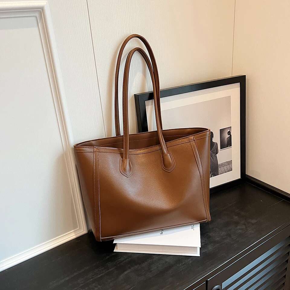A High Grade Large Capacity Women S New Leisure Commuter Burst Single Shoulder Tote Bag Handbag