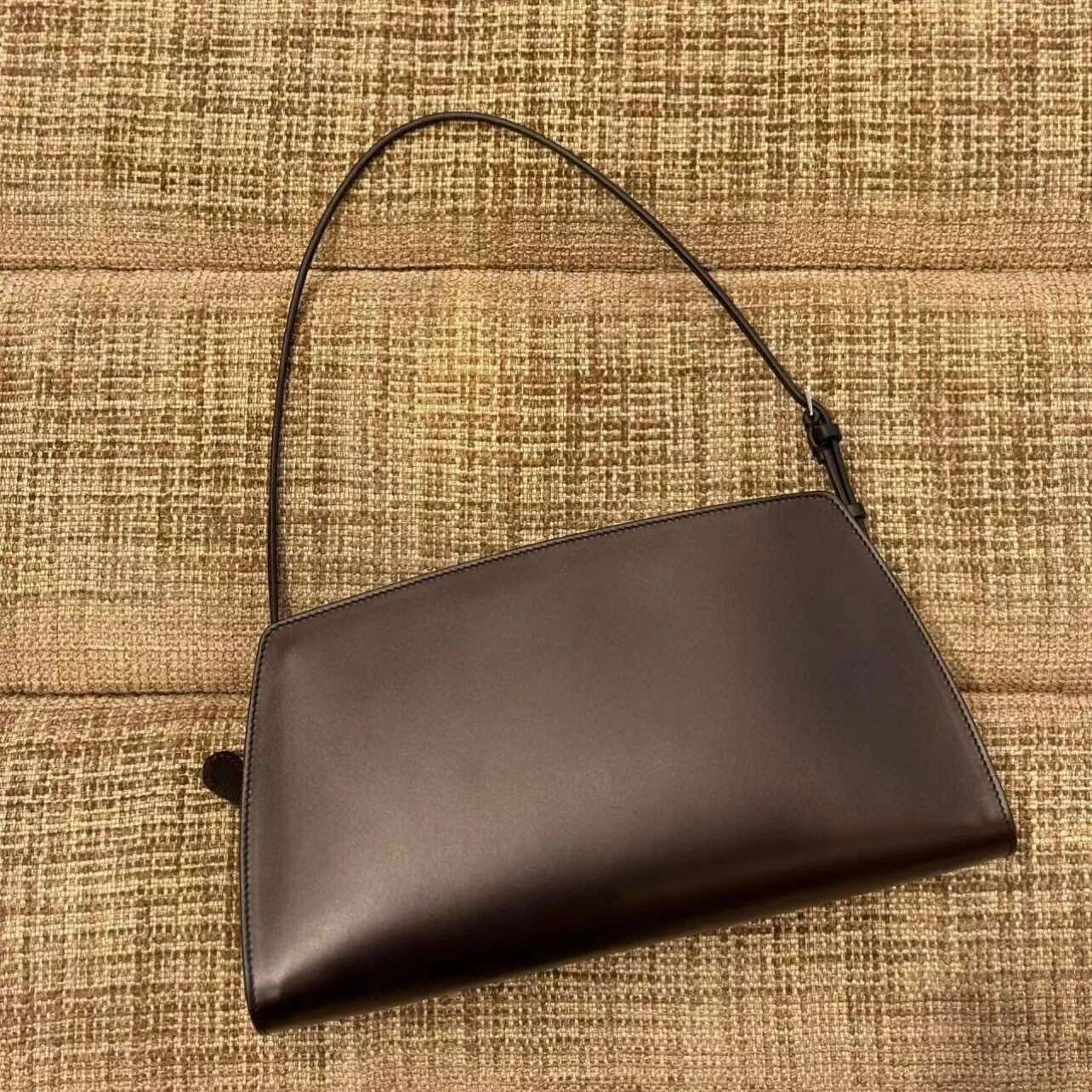 Cowhide Retro Underarm Package For Women 2024 Designer Purses And Handbags