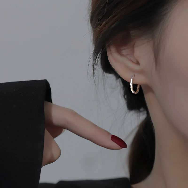 Authentic Minimalist 925 Sterling Silver Twist Hoop Earring for Women Wedding Stud Earrings fashion Jewelry Gift Z250408