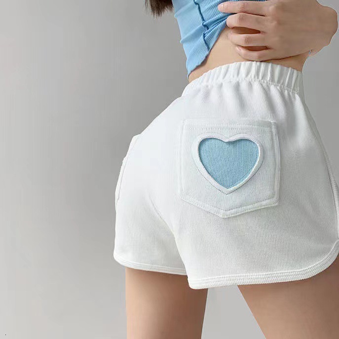 2025S Designer Shorts For Women Thailand New Love Sports Shorts For Women Summer High Waisted Loose Wide Leg Casual Hot Pants Beach Pants