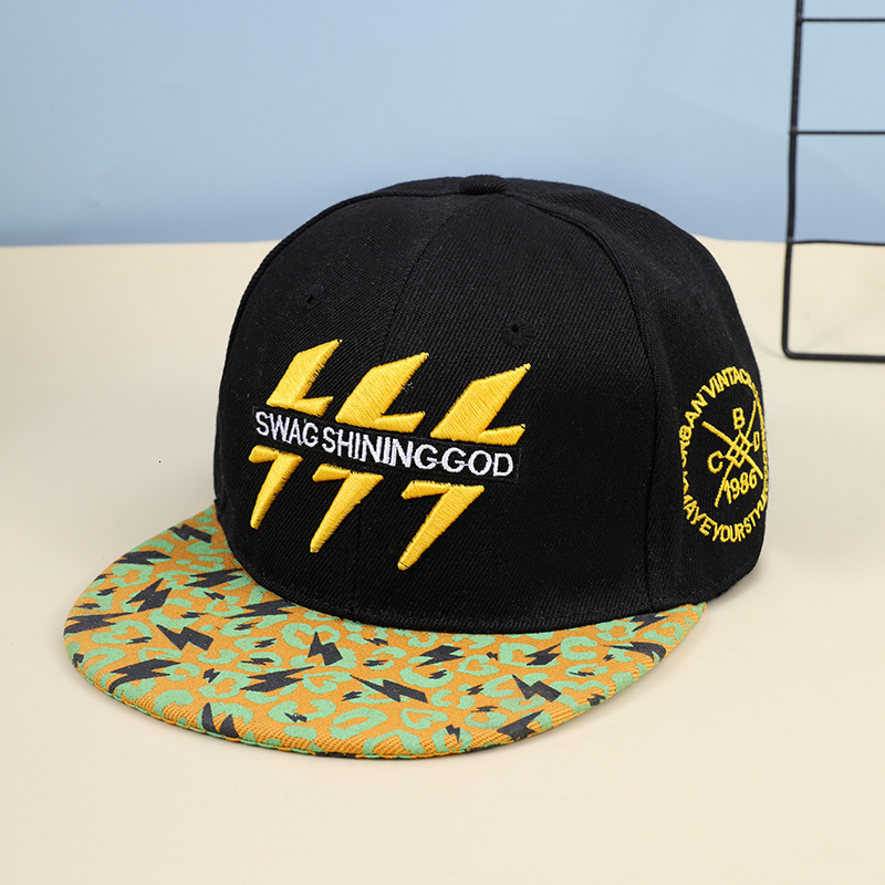 Fire Baseball Cap Printed Flame Hip Hop Street Wear Hat KANYE WEST Trucker Bone for Men Women Fashion Dad Drop 231228