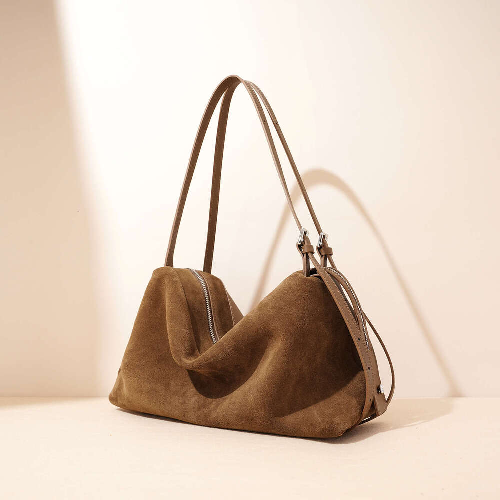 Luxury Bag Designer New Niche Fashion Simple High-End Matte Pillow Women's Boston Commuter Underarm Shoulder Bag Bowling Tote