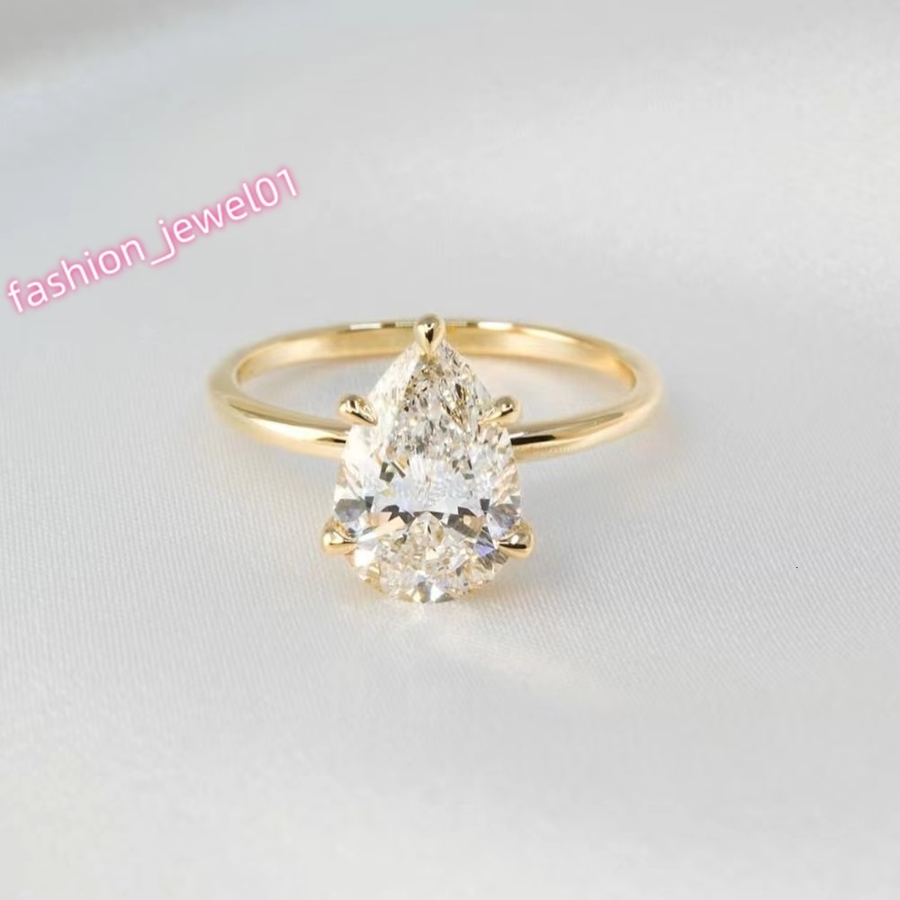 Yu Ying Customized Solitaire 2CT Pear Drop Moissanite Wedding Ring Fine Jewelry Fashion Women Engagement Rings