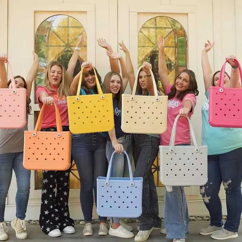 Fi Large Beach Bag EVA Rubber Waterproof Storage Basket Travel Shopping Handbag Wen Shoe Solid Color Jelly Bag Y250409
