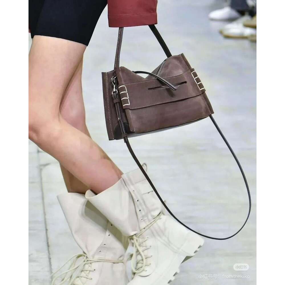 Suede Ing Top Layer Cowhide Nubuck Leather Tote Large Capacity Shoulder Crossbody Underarm Bag Women 2024 Autumn New