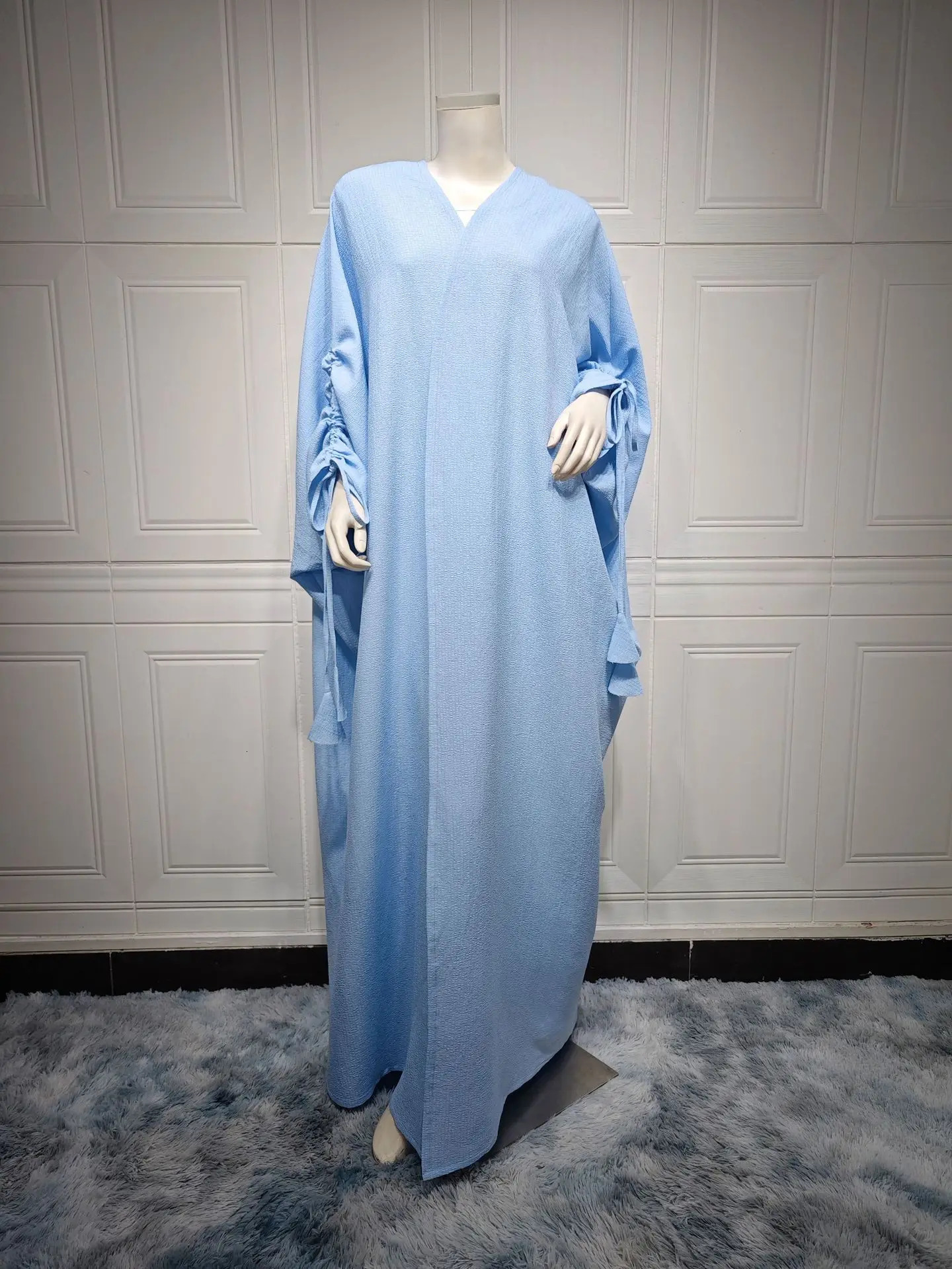 Womens Muslim Dubai Bat Sleeve Casual Loose Fashion Dress Light Blue Arab Open Knitted Woolen Sweater Abaya 250409