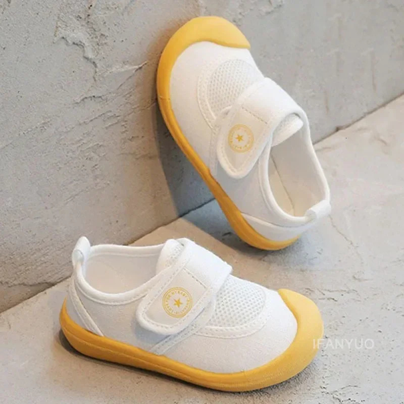 Spring and summer mesh breathable childrens canvas shoes kindergarten baby solid casual shoes soft soled boys shoes 250409