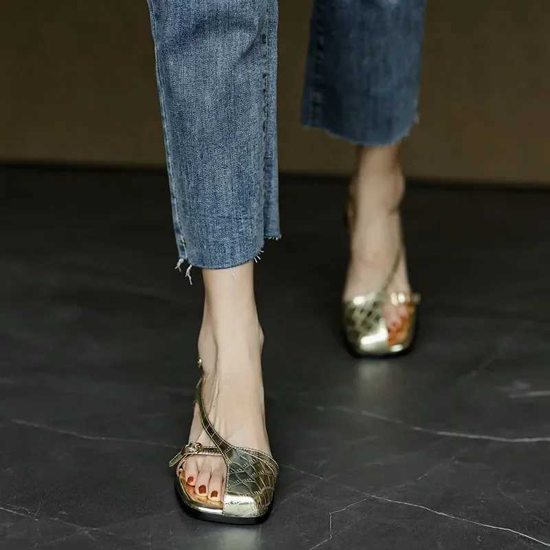 New Arrival FAshion irregular womens sandals 2025 summer casual breathable square high-heeled beach shoes womens sandals T250409