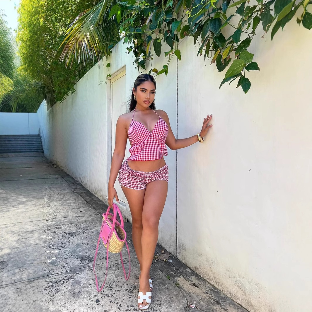 2025S Designer Women S Set Summer New Women S Casual Fashion Checkered Strap With Open Umbilical And Lotus Leaf Edge Shorts Set