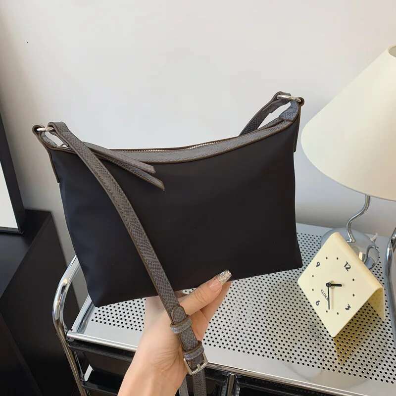 Oxford Cloth Shoulder Canvas Nylon 2024 New Fashion Simple Baguette About Underarm Women's Bag