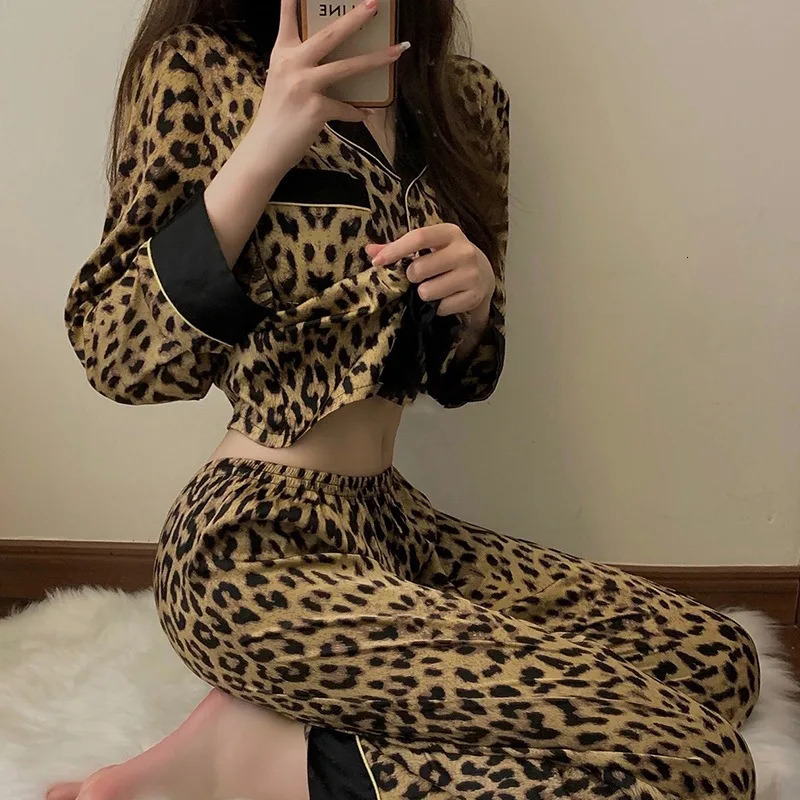 Thai SpringSummer Pajama Set for Womens Fashion Leopard Pattern Long Sleeve Casual Wear 250409