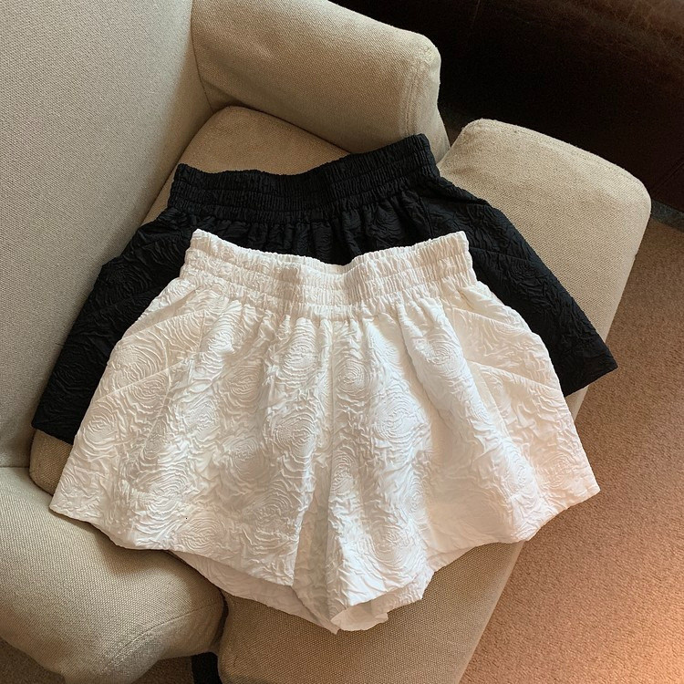 2025S Designer Shorts For Women White Shorts For Women S Summer Wear New High Waisted Loose Leg Design Sporty Skirt Slim And Casual Pants Trend Beach 