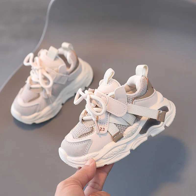 2024 Childrens Sports Shoes Fashion Cross Mesh Breathable Boys Sports Shoes Spring and Autumn Childrens Outdoor Running Shoes G02122 X250409