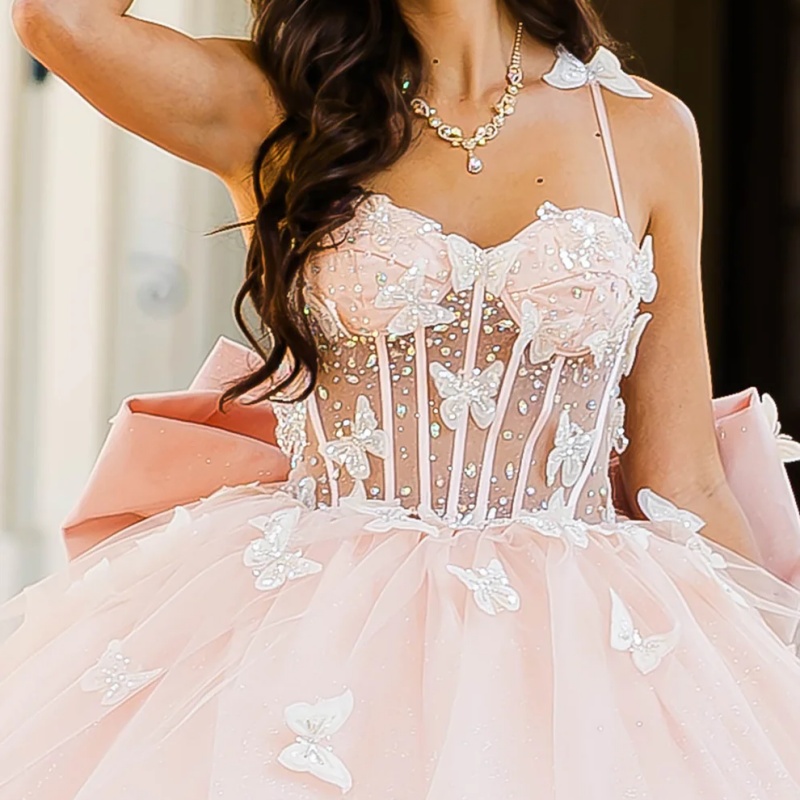 Light Pink Shiny Princess Quinceanera Dresses Spaghetti Strap Beading Crystal Bow Tull Sweet 16 Dress Ball Gown Vestidos 15 De Anos