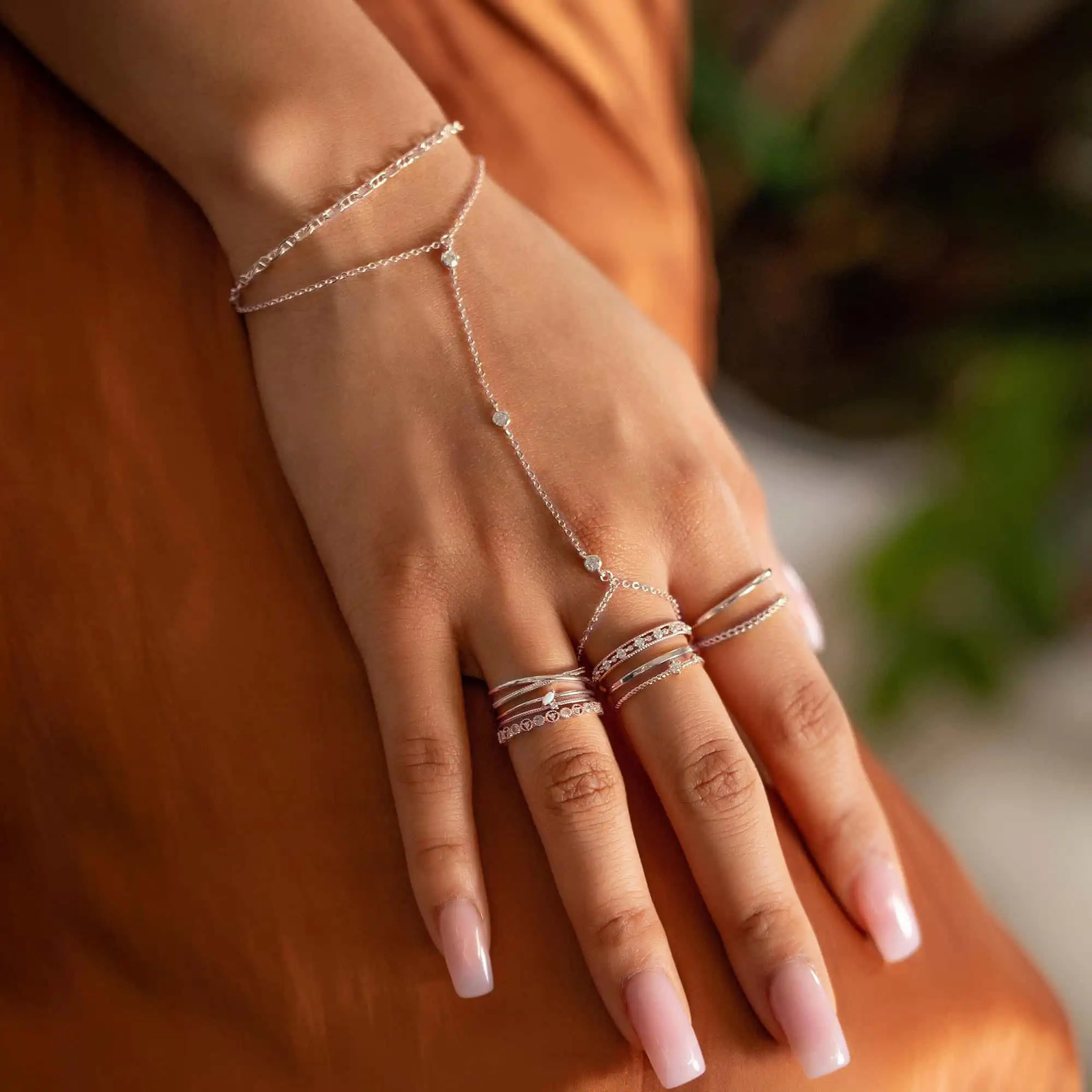 925 Sterling silver Fine Jewelry Geometric Round Bezel CZ Sparking Women Hand Chain Bracelet 250408