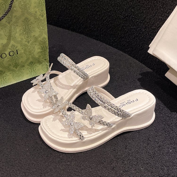Women's 2025 summer high platform slippers small size 34-40 wear with skirt slimming super beautiful sandals beach shoes