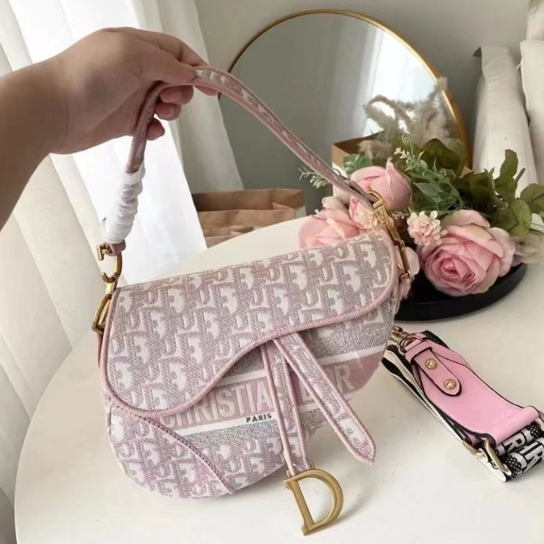 Luxury Designer Bag Classic Saddle Bag Handbag Crossbody Bag Hardware Premium Fashion Ladies Premium Leather Clutch Handbag Summer classic style 6688