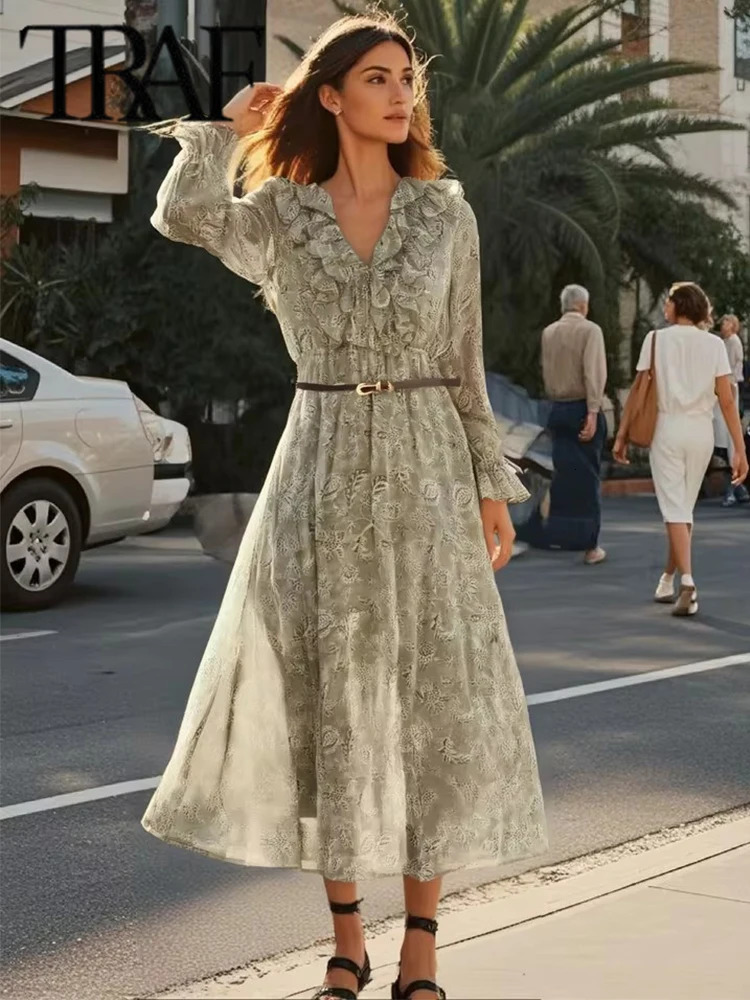 TRAF Womens Fashionable Printed Elegant Long Sleeve Dress with Midi Party 250409