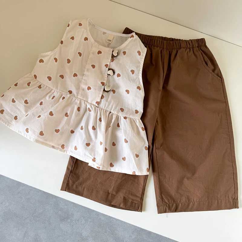 2PCs Childrens Summer Short Sleeve Set Boys Cotton Shirts Girls Sleeveless Top and Cropped Pants Set Brothers and sisters Clothing S2548