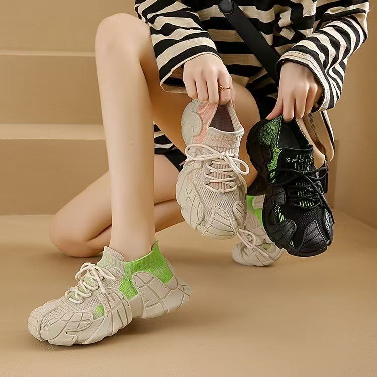 C International Fansen Breathable Socks Shoes Women's Shoes 2025 New Coconut Shoes Thick soled Sports and Leisure Shoes Soft soled