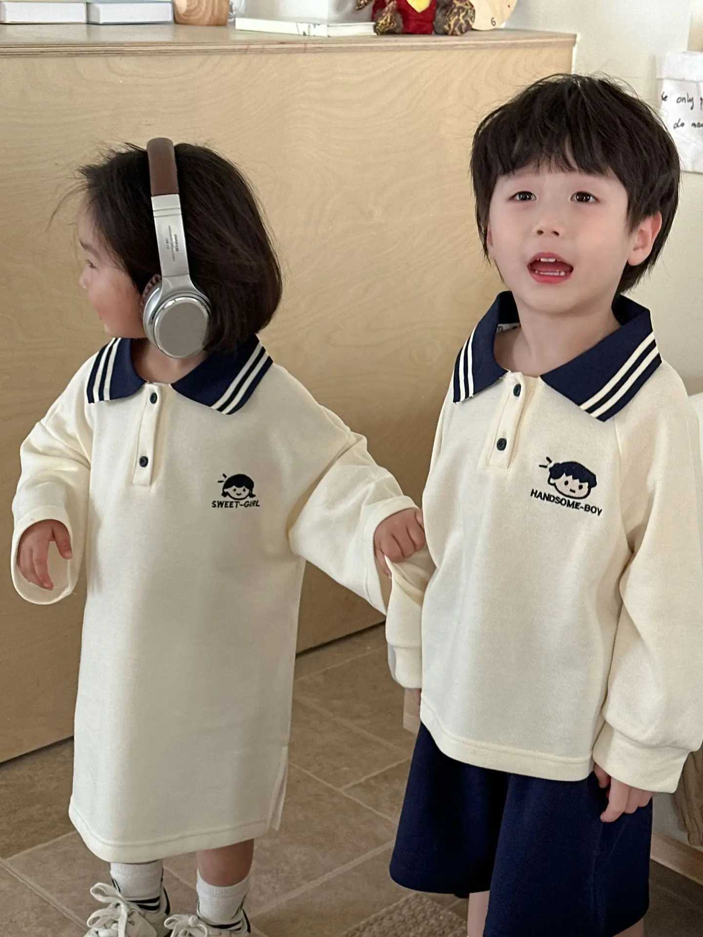 8894 Brothers and sisters Clothing Spring/Summer 2024 New Boys Two Piece Set Sweater+Pants or Girls Dress S2548