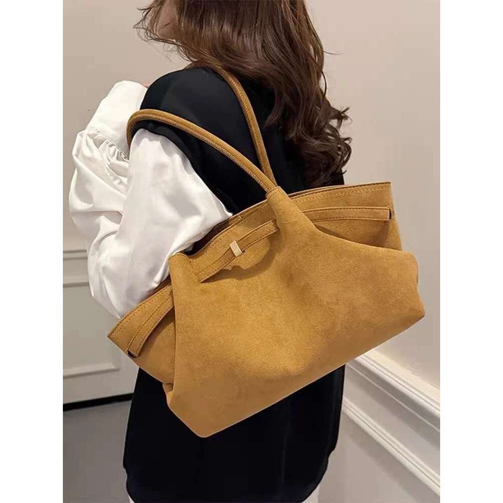 Fashion Large Capacity Faux Suede Tote Designer Belts Handbags Maillard Women Shoulder Bags Trend Autumn And Winter Big Bag