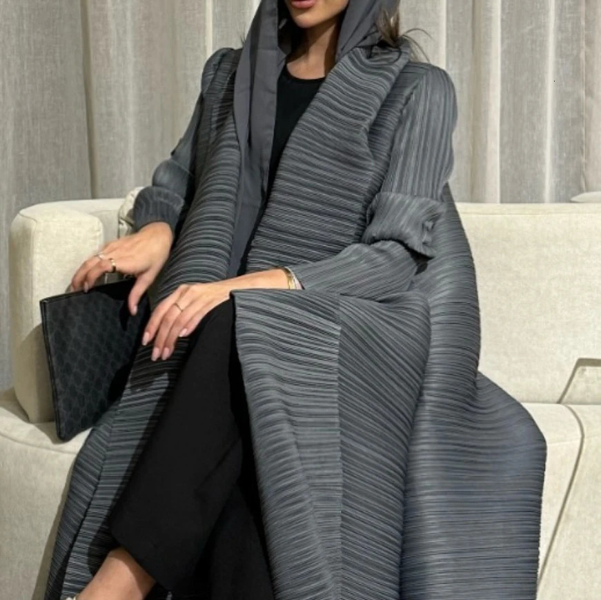 Miyake pleated abaya lapel long sleeves retro printed n enlarged size 250409