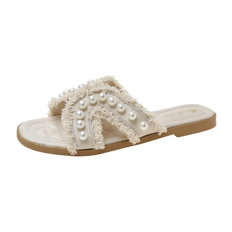 Ladies 2025 summer new fashion outside wearing slippers small fragrance pearl design lady beach fairy wind beach sandals