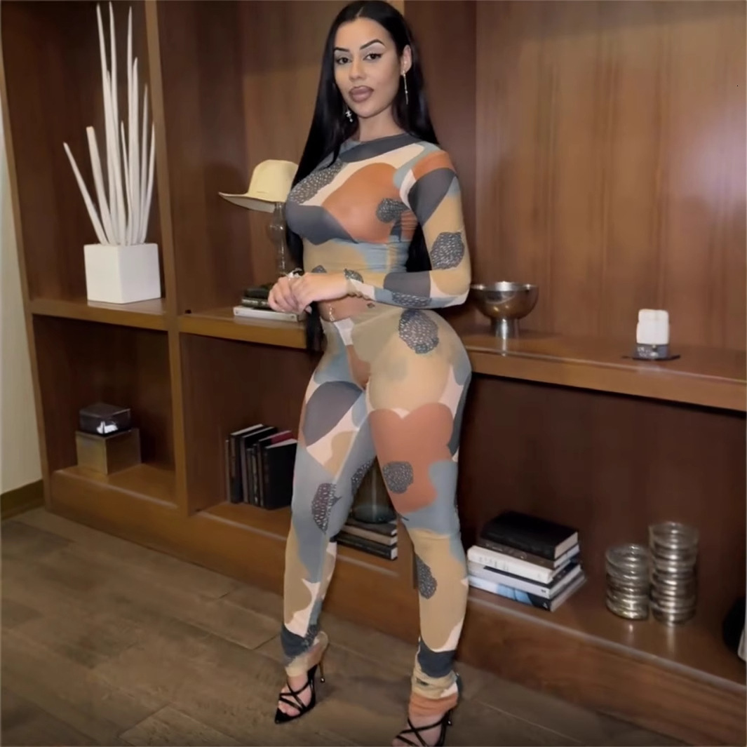 2025S Designer Women S Set Summer New Fashionable Sexy Hot Girl Long Sleeve Round Neck Printed Top High Waist Bag Hip Pants Set