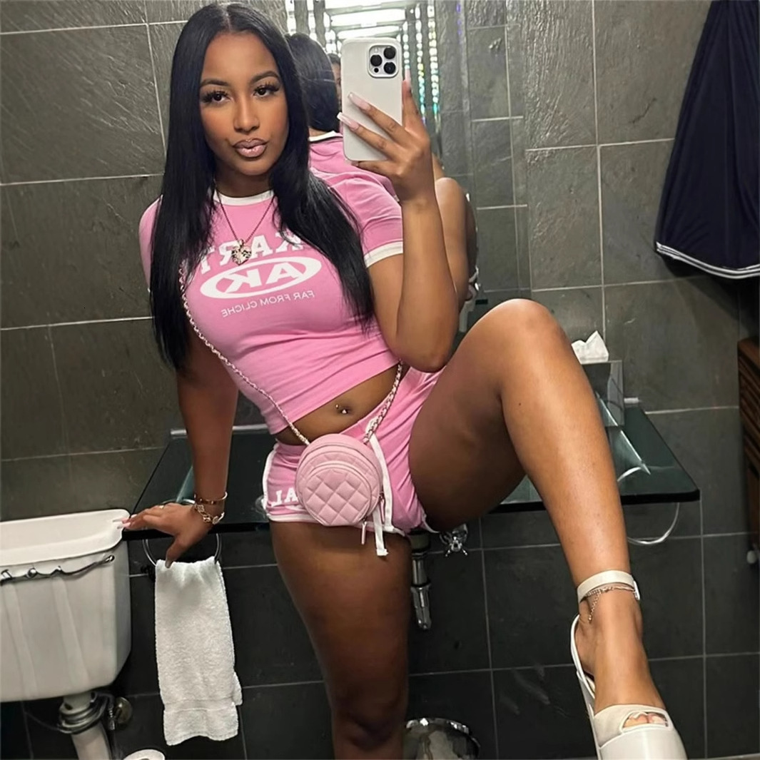 2025S Designer Women S Set New Fashionable Slim Fit Sexy Y K Sports Style Printed Short Sleeved Top With Tie Up Shorts Set For Women