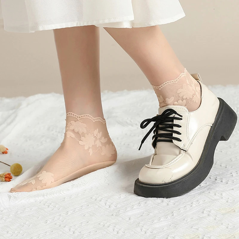 5 PairsLot Socks womens Lace Transparent Lolita Invisible Summer Thin Non-slip Short Ankle Black Low Cut Boat Sock 250409