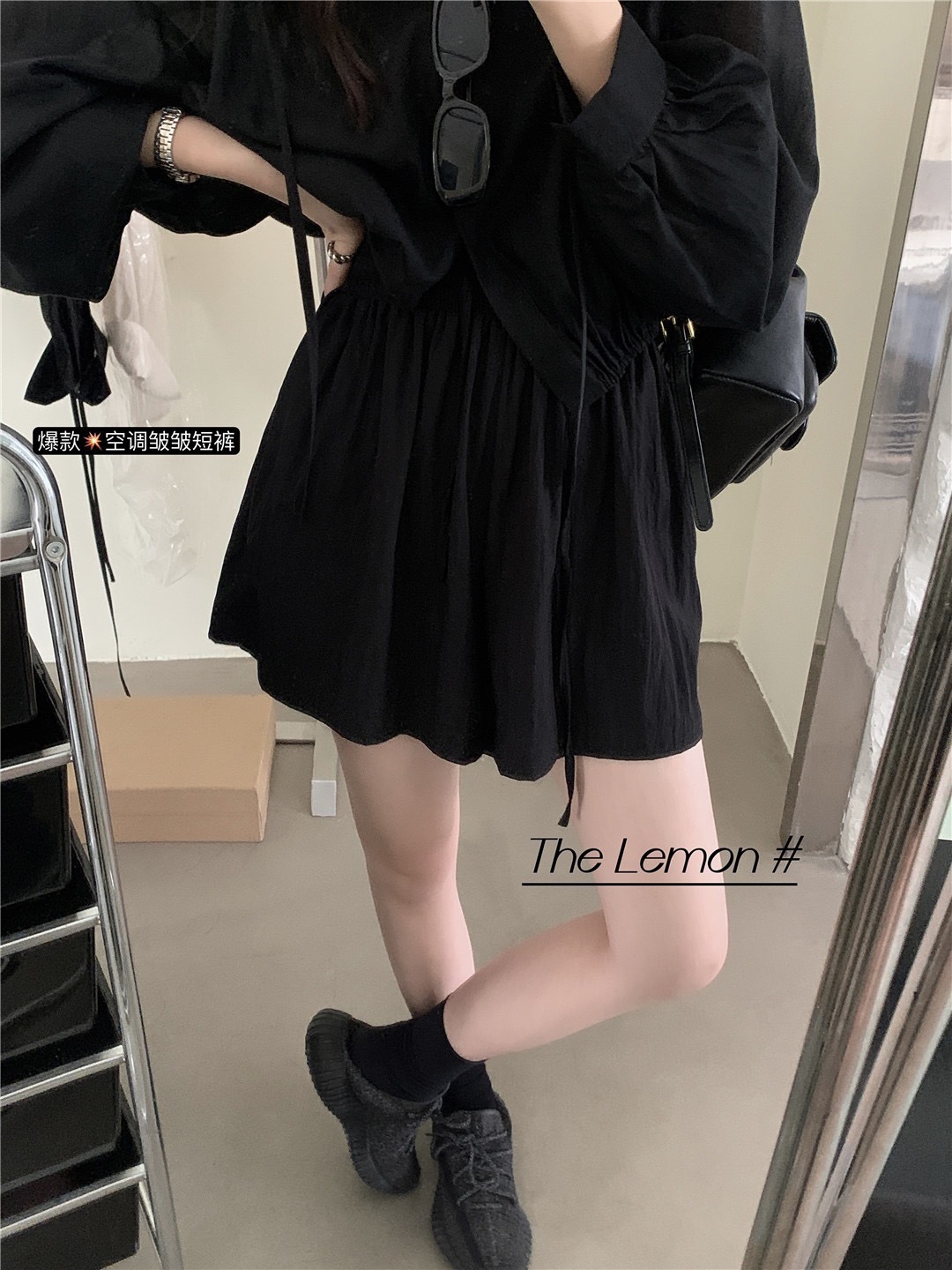 2025S Designer Shorts For Women Jinmian Ice Silk Quick Drying Texture Shorts Women S Summer Thin Loose Elastic Folded Cool Wide Leg Pants Beach Pants