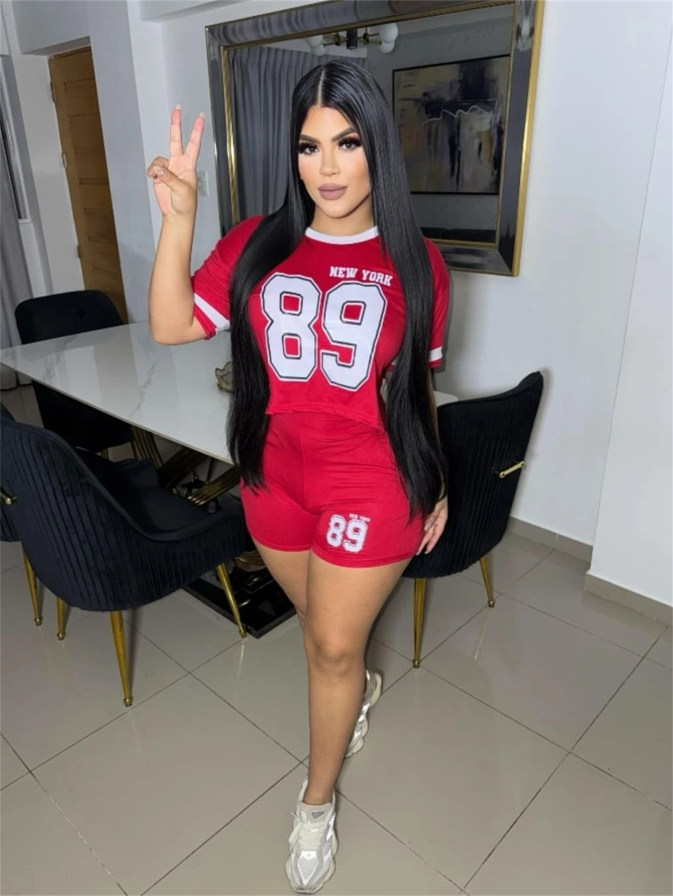 2025S Designer Women S Set New Personalized Slim Fit Text Printed Short Sleeved Top Tight And Sexy Hip Hugging Shorts Set For Women