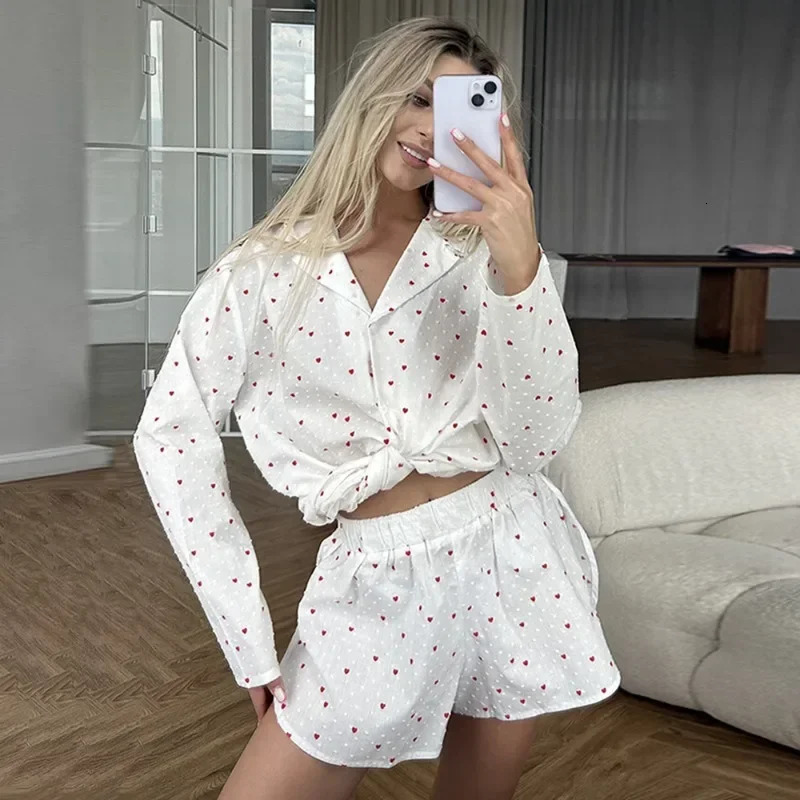 Love Printed Pajama Set for Europe and America Summer Fashionable Casual Shorts Comfortable Womens Pajamas 250409