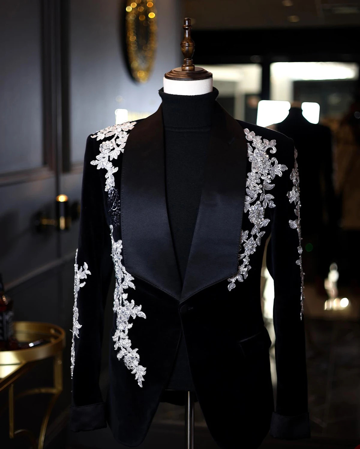 Mens custom one-piece velvet jacket with one button wide satin lapel beads decals wedding style custom enlarged size 250408
