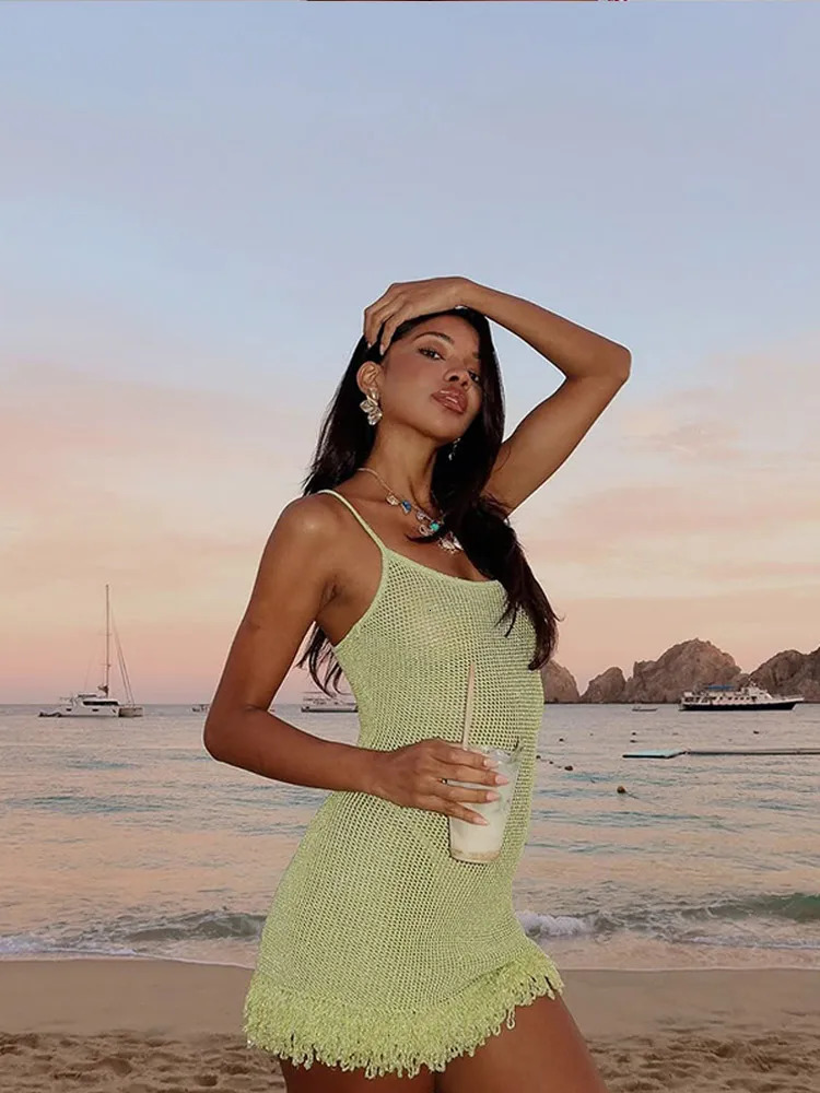 Sexy and fashionable solid sequin tassel hem mini dress for women wrapped around hips high waisted sleeveless evening elegant womens party 250409