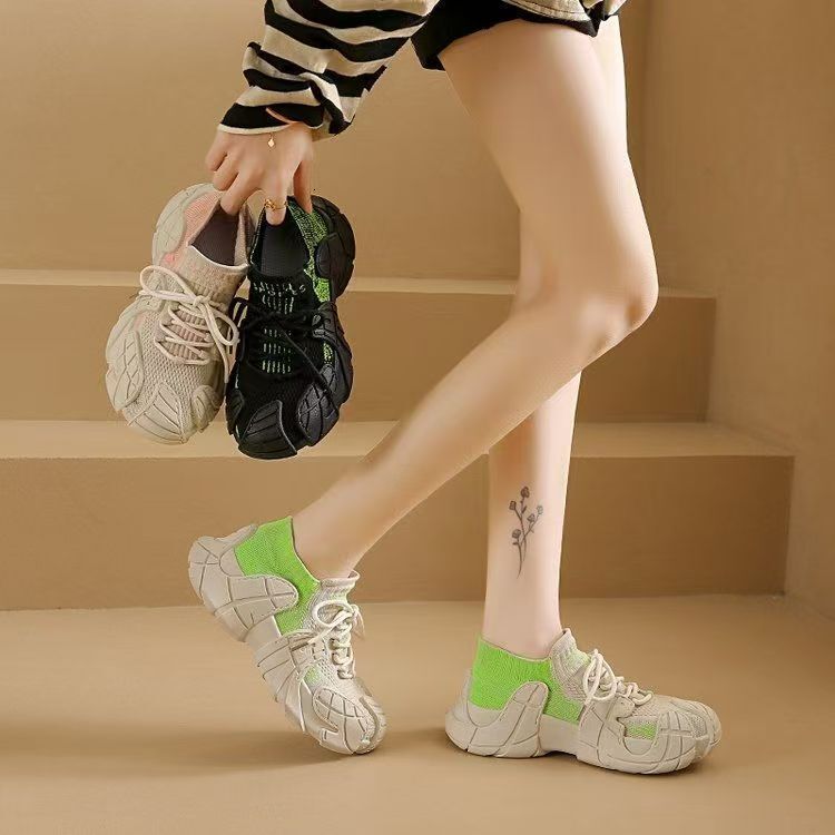 C International Fansen Breathable Socks Shoes Women's Shoes 2025 New Coconut Shoes Thick soled Sports and Leisure Shoes Soft soled
