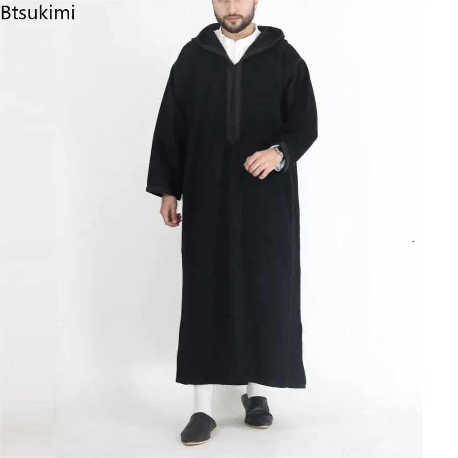 Mens Muslim Jubba Thobe Patch Work Soft Vneck Long sleeved Cafe Dubai Robe Retro Islamic Arab Kaftan Abaya 250409