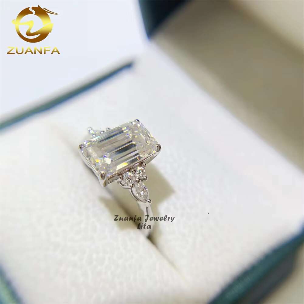 Wholesale Price Top Quality D VVS Diamond 925 Silver Emerald Cut 7*11mm Engagement Wedding Moissanite Ring