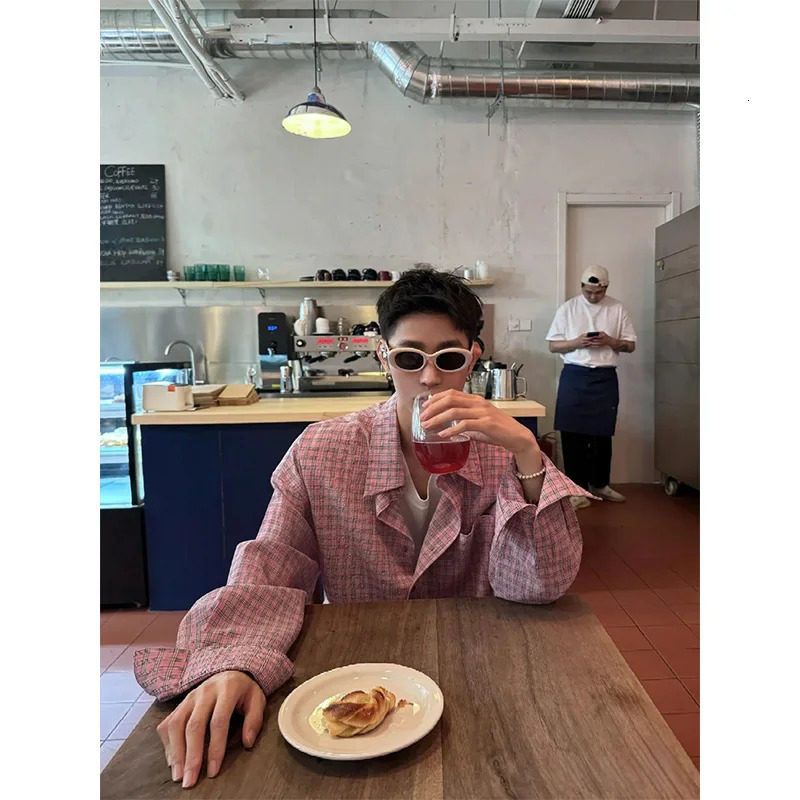 Lightweight summer plaid loose casual mens shirt unisex style daily vacation sun protection long sleeved shirt. 250408
