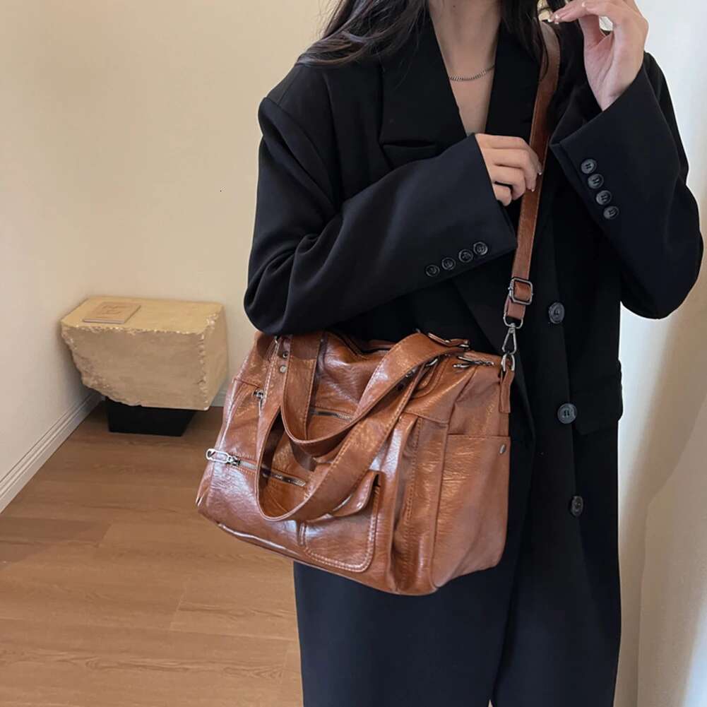 Ladies Large Capacity Satchel PU Leather Vintage Crossbody Women's Solid Color Messenger Bags Adjustable Strap Commuting Bag